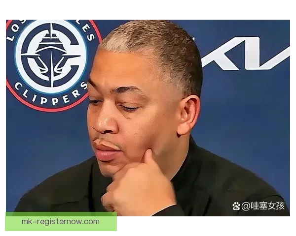 泰伦-卢率快船大逆转24分赢球迎生涯常规赛400胜成现役主帅第八人 泰伦-卢率快船大逆转24分赢球迎生涯常规赛400胜成现役主帅第八人